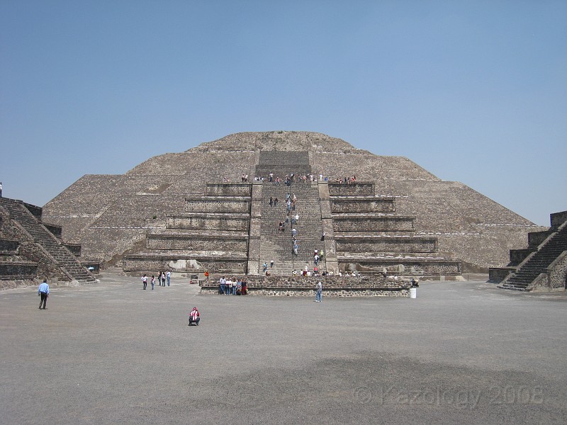 Mexico Pyramids - Mexico City 2009 0790.jpg - A trip to the Teotihuacan area of Mexico to visit the pyramids. A vast complex and a great climb to the top. This was followed by lunch in a cave, then a visit to the historical center of Mexico City. March 2009.
